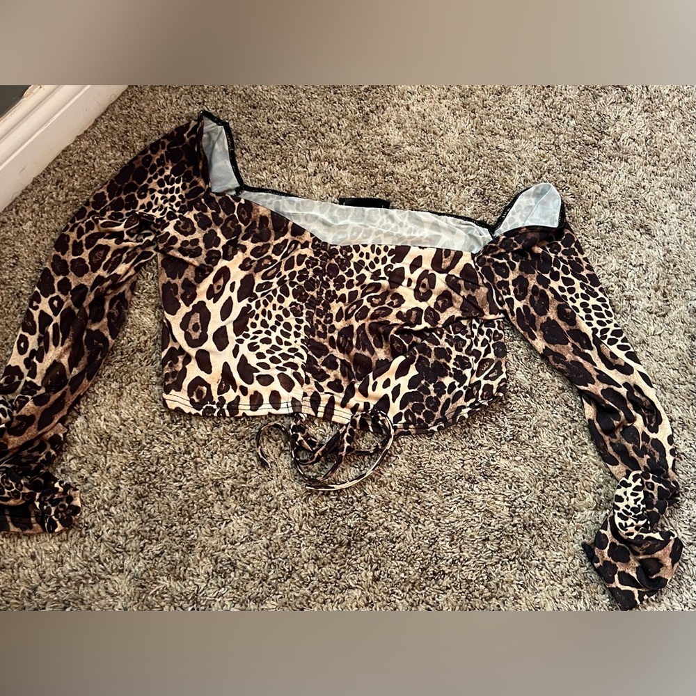 MISGUIDED Cheetah Top